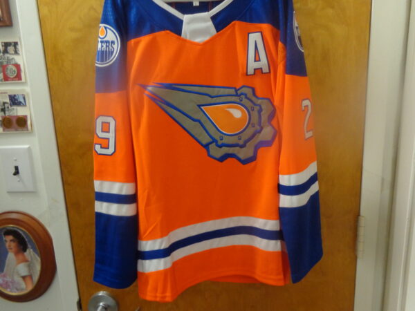 DSC00153 Edmonton Oilers #29 Leon Draisaitl CUSTOM/CONCEPT Jersey